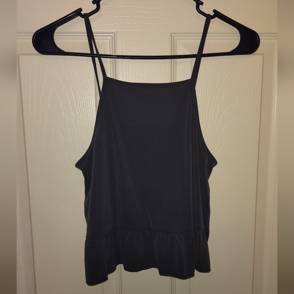 Flowy tank